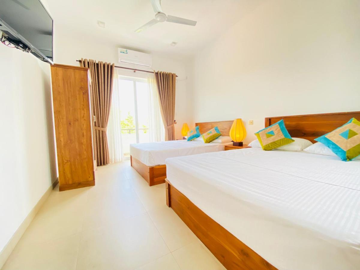 Srimadis Villa Near Airport - Negombo Exterior photo